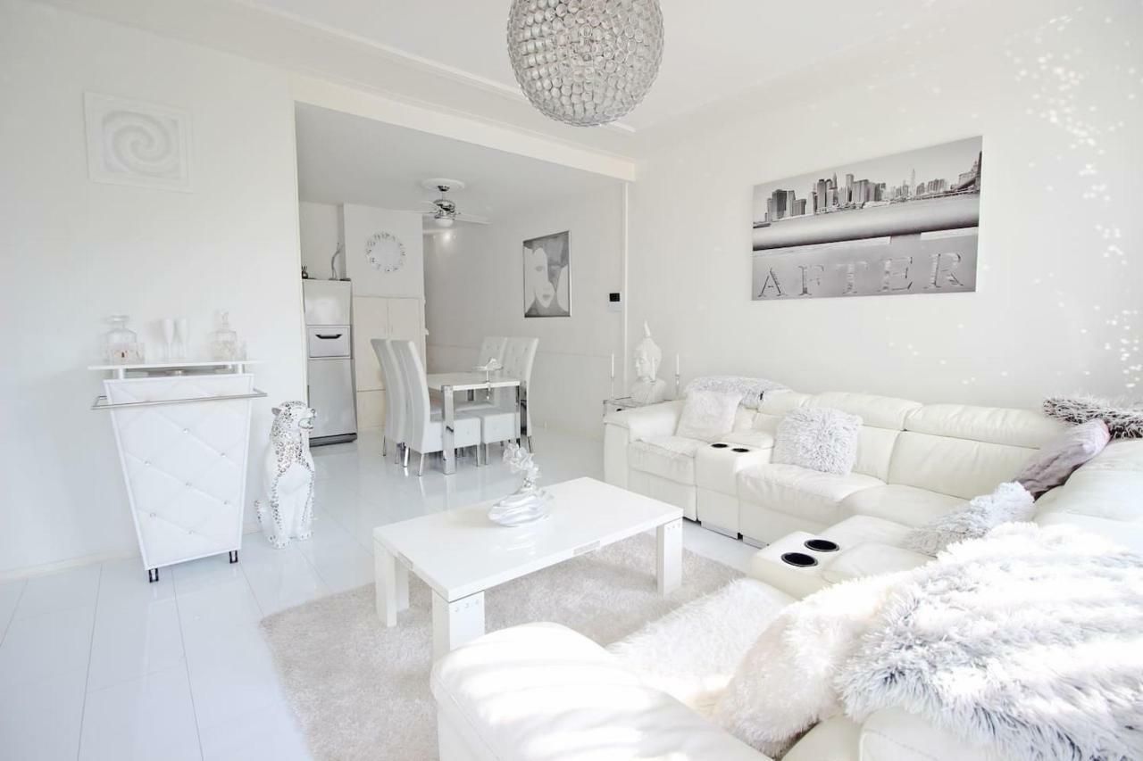 White Luxury Penthouse In City Centre Amsterdam Exteriör bild