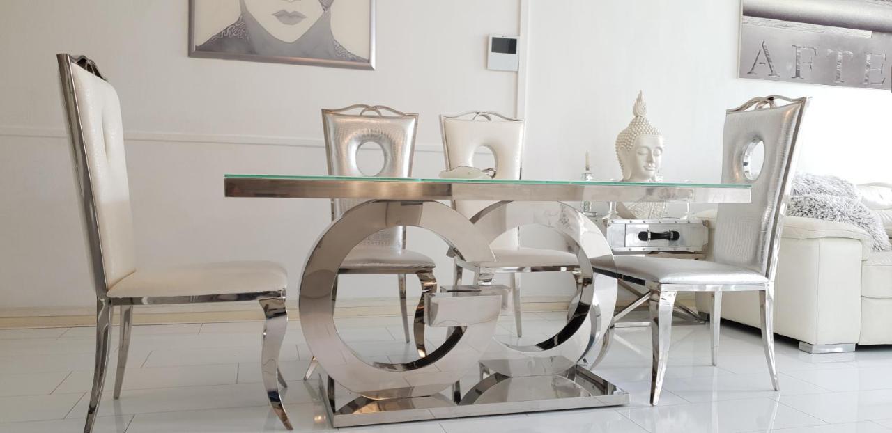 White Luxury Penthouse In City Centre Amsterdam Exteriör bild
